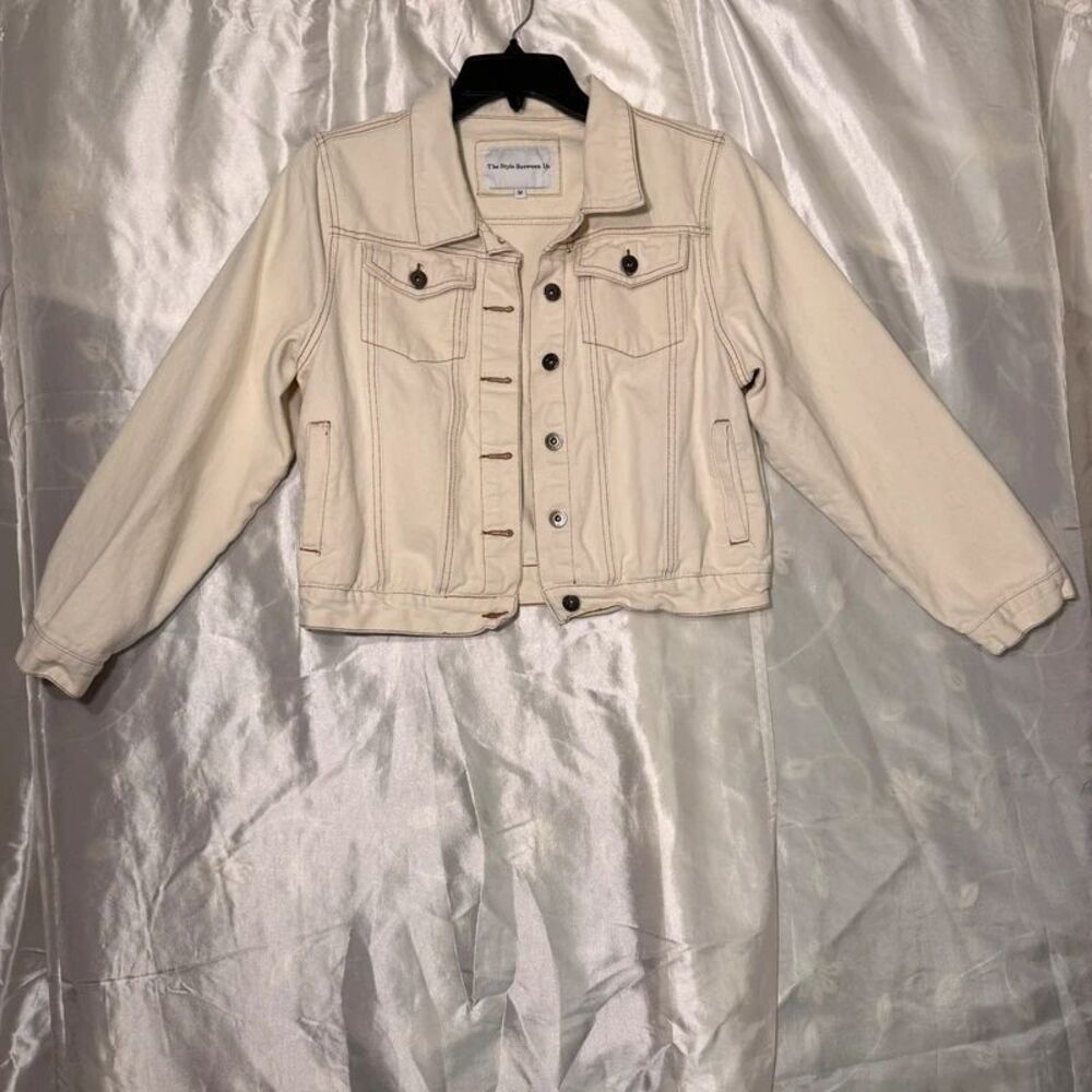 The Style Between Us Women's Beige Denim Jacket size M